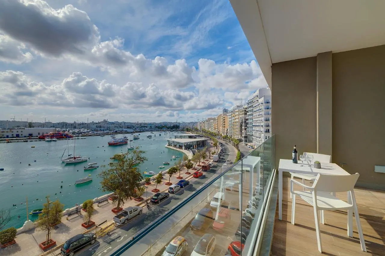 Superlative Apartment With Valletta And Harbour Views Sliema 0*,
