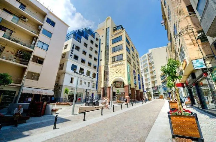 Superlative Apartment With Valletta And Harbour Views Sliema