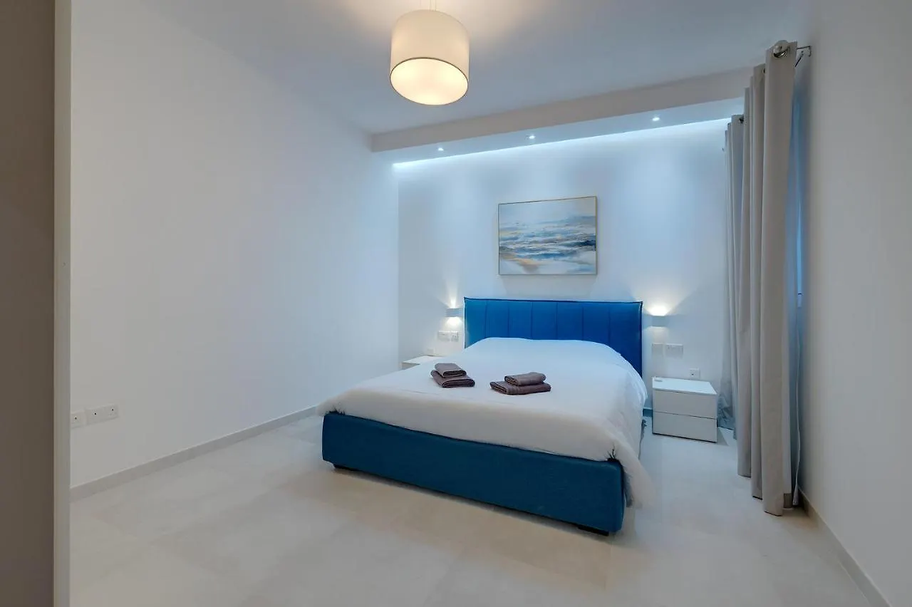 Superlative Apartment With Valletta And Harbour Views Sliema