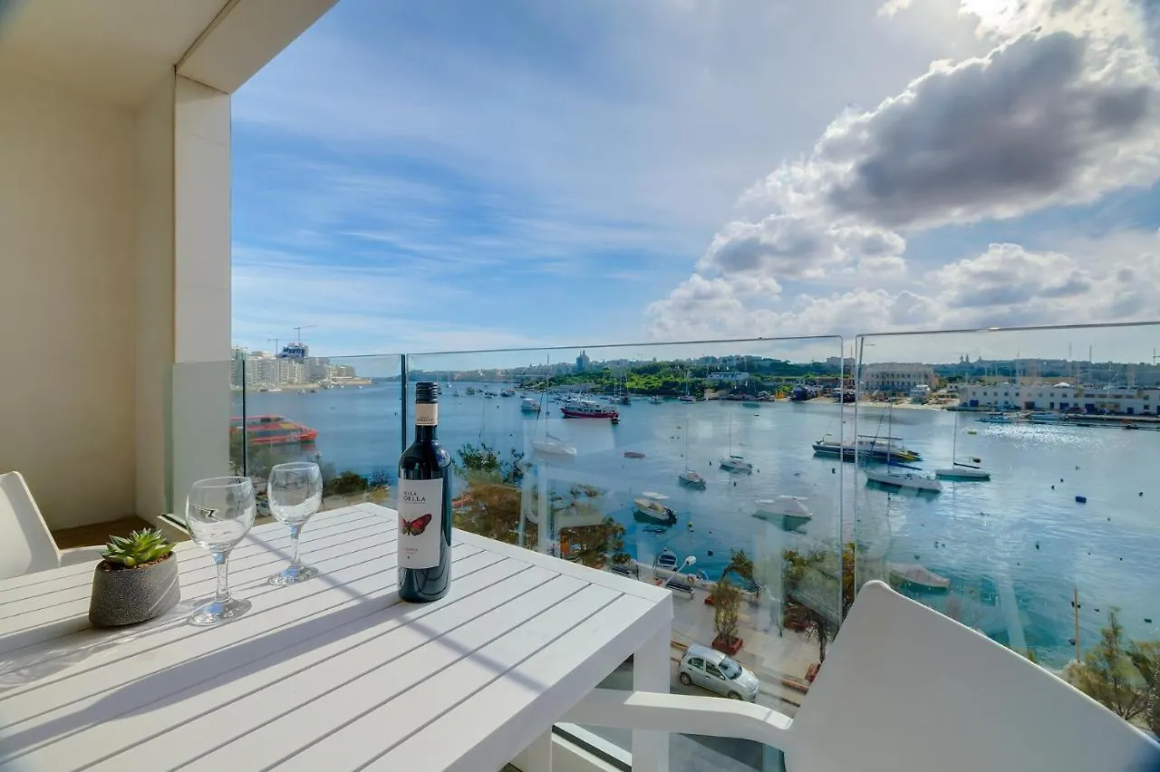Superlative Apartment With Valletta And Harbour Views Sliema Malta
