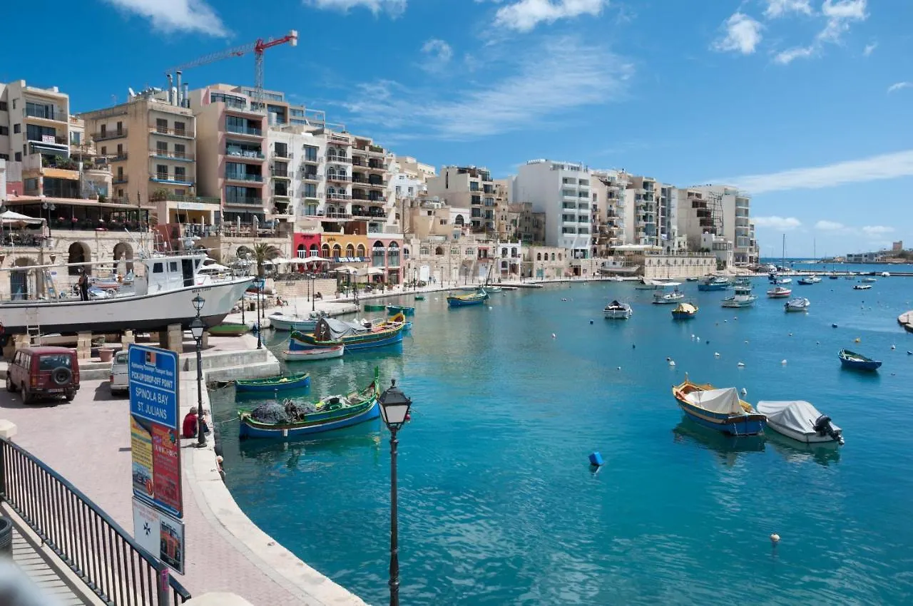 Superlative Apartment With Valletta And Harbour Views Sliema